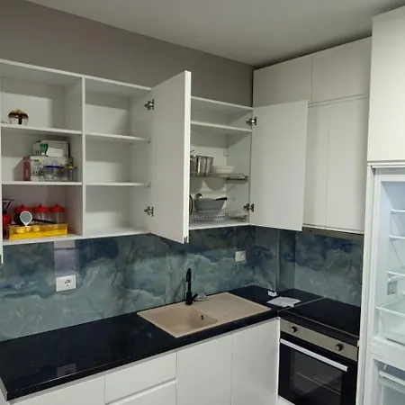 Lux-apartment Nikbibaj * Ishull-Lezhe